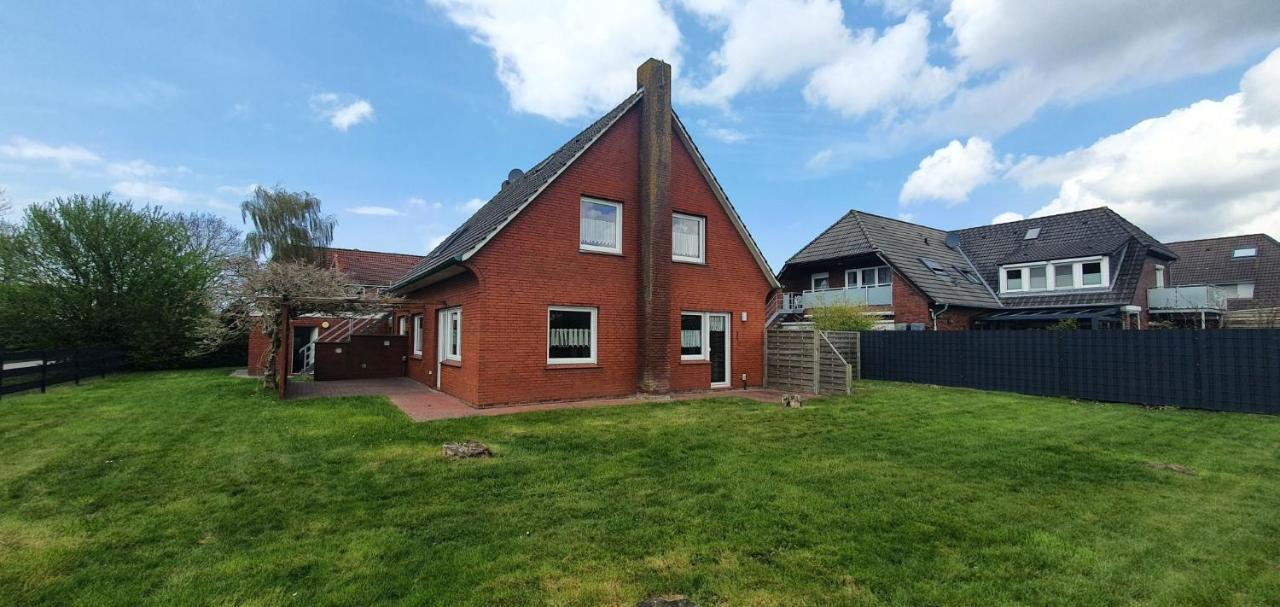 Ferienhaus Am Wellenpark Norddeich Экстерьер фото