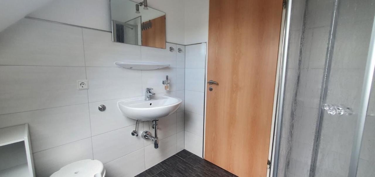 Ferienhaus Am Wellenpark Norddeich Экстерьер фото